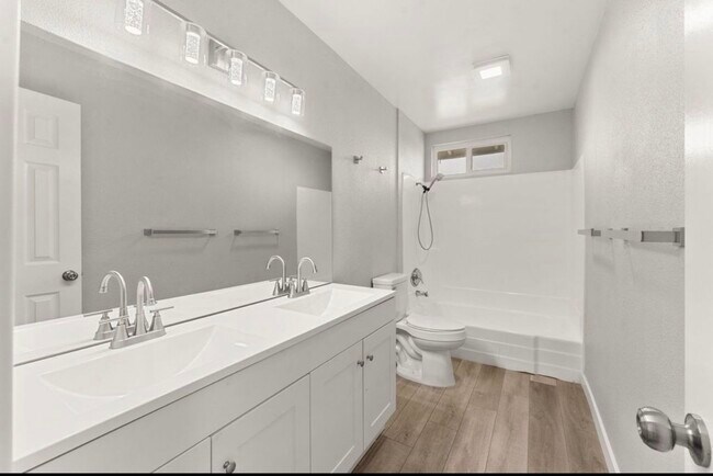 Photo - 320 Willie James Jones Ave