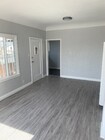 Photo - Spacious 2-Bedroom Apartment in Prime Los ... Unit 3