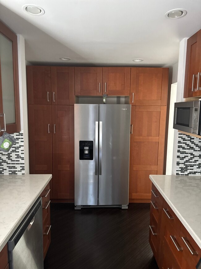 Photo - 264 Rosebay Dr