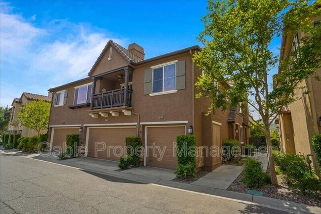 Building Photo - 28371 Mirabelle Ln