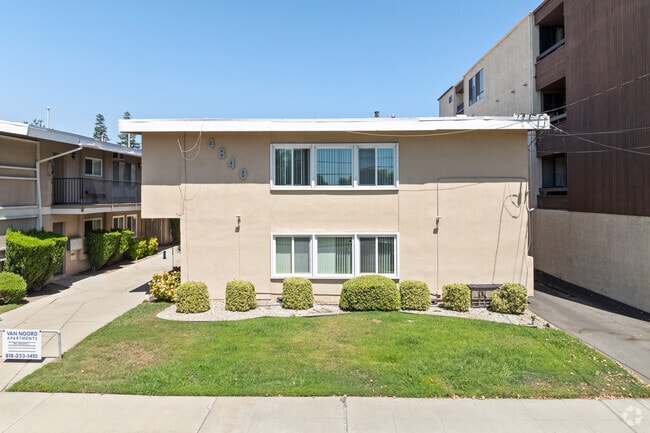 4840 Van Noord Ave - 4840 Van Noord Ave