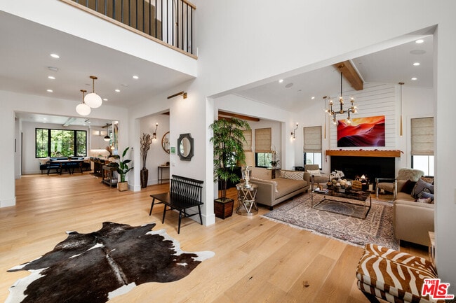 Photo - 16101 Royal Mt Dr