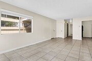 Photo - Spacious Townhome in Prime UTC/UCSD Locati...