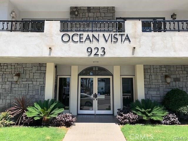 Building Photo - 923 E Ocean Blvd Unit 7 Rental