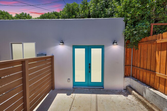 Building Photo - 1 Bedroom Unit 3764