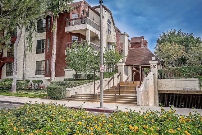 Photo - 230 Bethany Rd Townhome