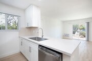Photo - Wexford Manor Apartments