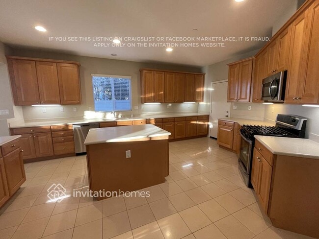 Photo - 1517 Margit St