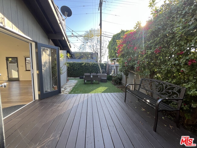 Photo - 602 Victoria Ave