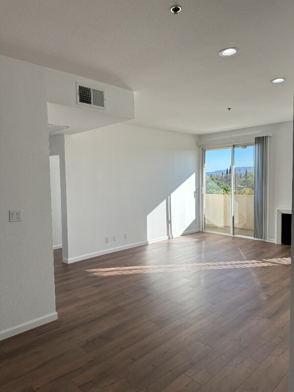 Photo - 19350 Sherman Way Unit 208