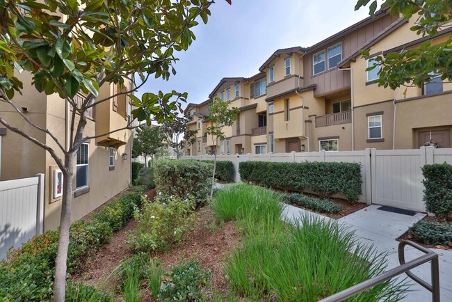 Photo - 5460 San Roberto Townhome