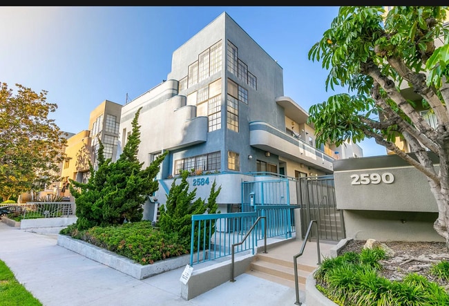 Photo - 2584 S Centinela Ave Unit 8