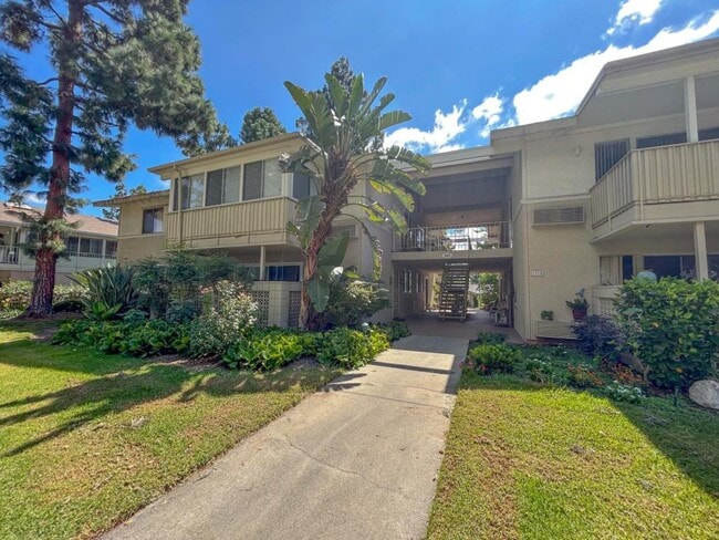 Photo - 353 Avenida Sevilla