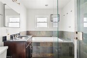 Photo - 1881 Glenneyre St