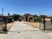 Photo - 1 Bed | 1 Bath | 720 Sq Ft | Detached Sing... House