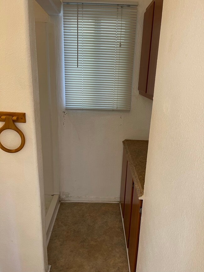 Photo - 413 Glen Ave Unit H