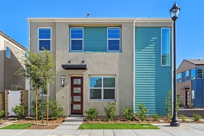 Building Photo - Modern Detached Home in Gated Nuvo Parkside