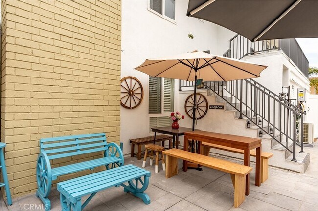 Photo - 15594 Dawnson Unit