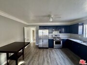 Photo - 1048 W 62nd St