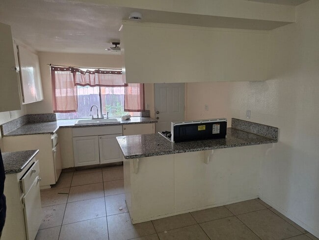 Photo - 8778 Lomita Dr