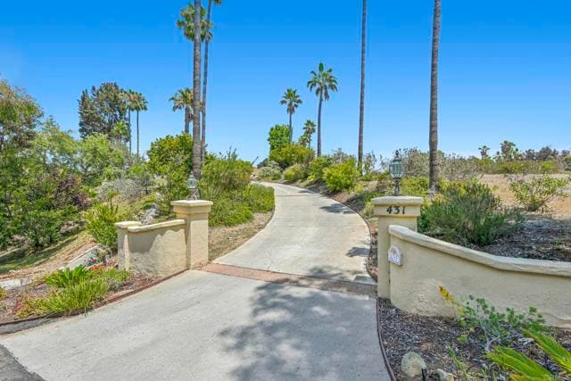 Photo - 431 Flores De Oro