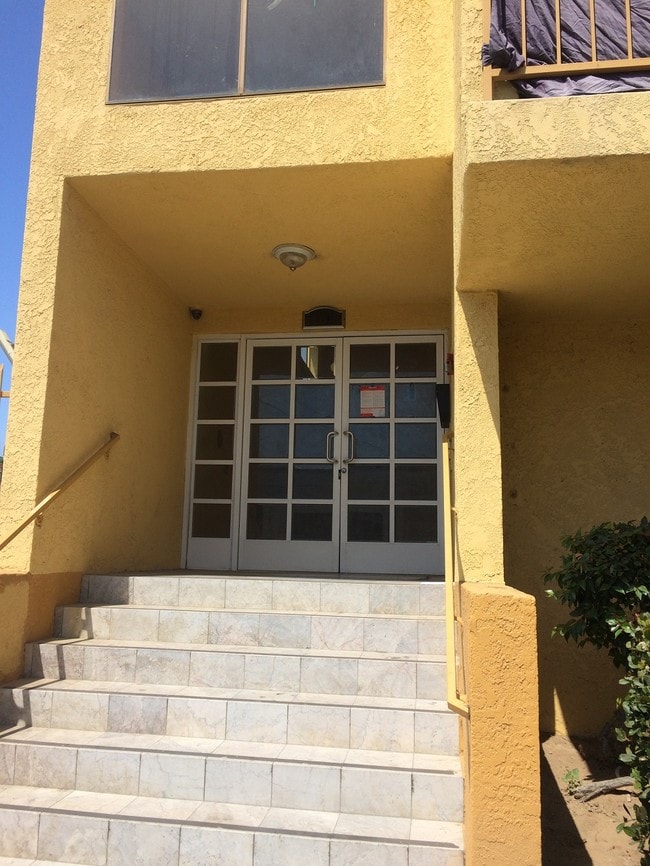 Photo - 1615 S Pacific Ave Unit 12