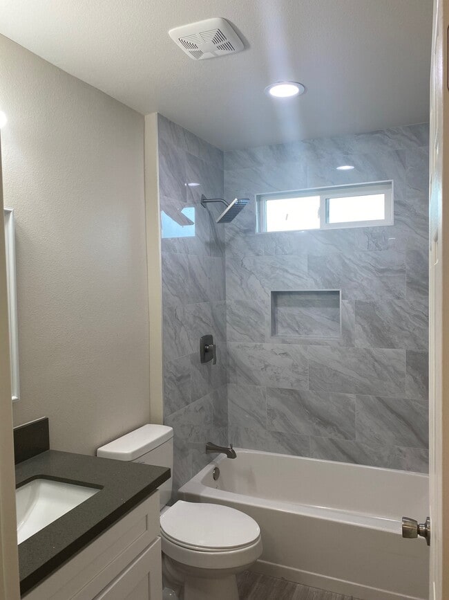 Photo - 14713 Walters St