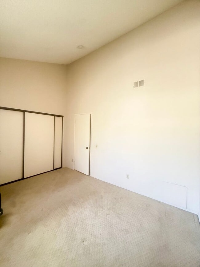 Photo - AWESOME 2 BEDROOM 2 BATH CONDO
