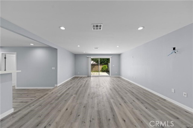 Photo - 14215 Ragus St