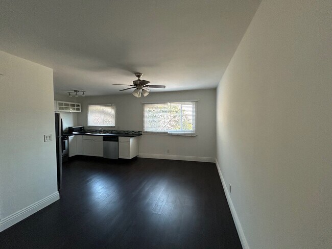 Photo - 1901 6th St.