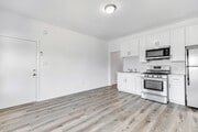 Photo - 701 W 48th St Unit 701