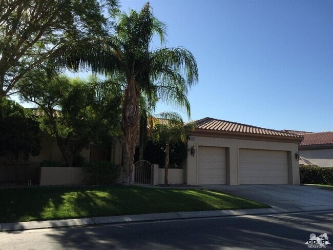 Building Photo - 49560 Loren Ct Rental