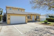 Photo - 488 D St