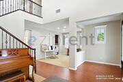 Photo - 16766 Tamarind Ct House