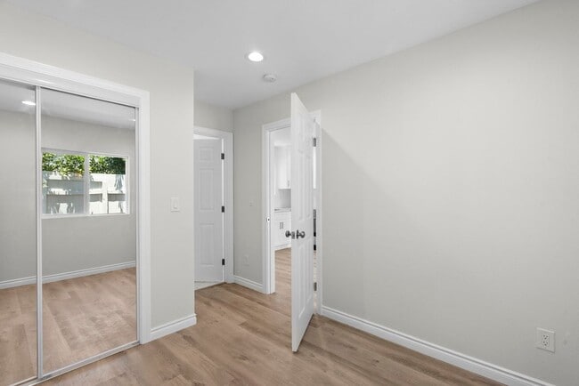 Photo - 1745 1/2 West 39th Street