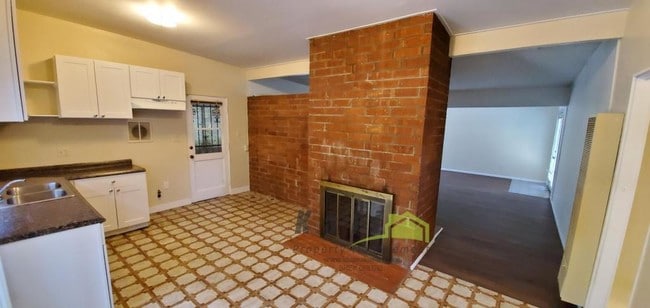 Photo - 941 Cuyamaca Ave