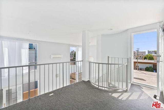 Photo - 114 Fleet St