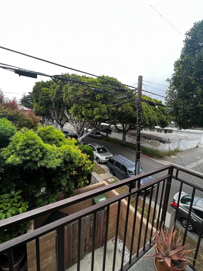 Building Photo - 1959 20th St