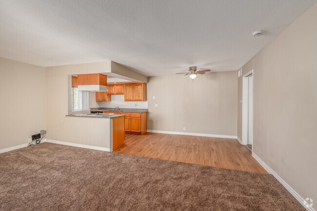 1BR, 1BA - 680SF - Living Room/Dining Room - El Dorado Apartments