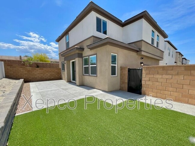 Photo - 41425 Penn Dr House
