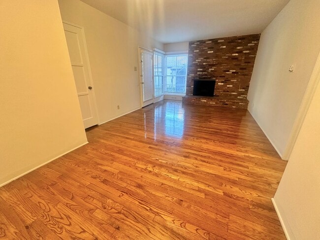 Photo - 4510-4512 E 15th Unit 4512 E 15th St