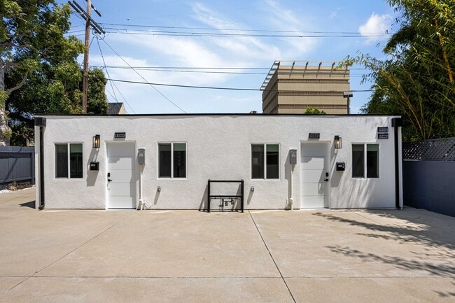 Building Photo - 1342 S Ogden Dr Unit #1346 1/2