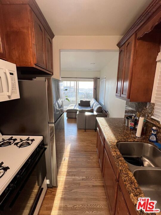 Photo - 3005 Ocean Front Walk Unit A