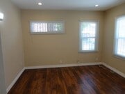 Photo - Nice 1 + 1 Detached Condo No. Hollywood