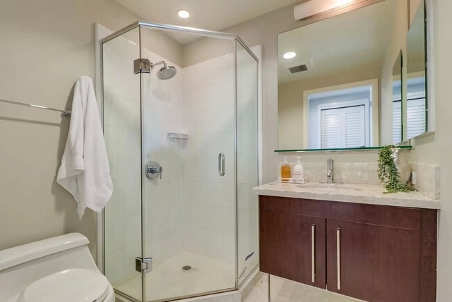 Photo - 321 Tenth Ave