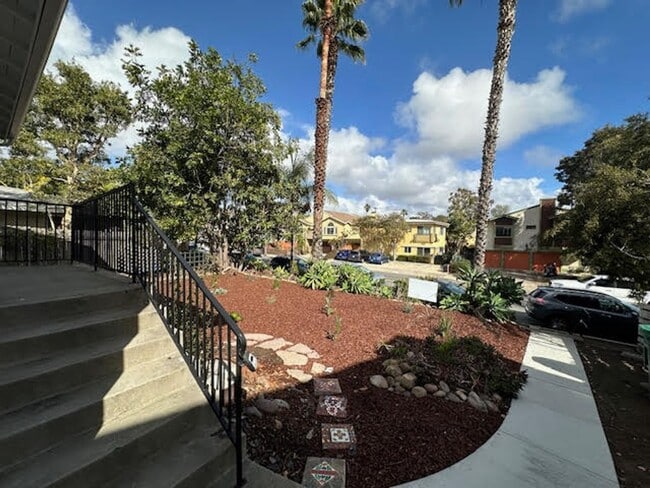 Photo - Florida Unit 4124 Florida St.