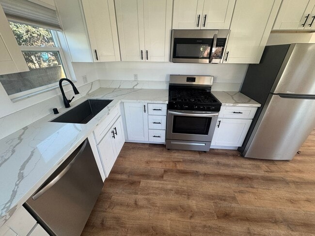 Photo - 6737 Thomson Ct Unit 6737