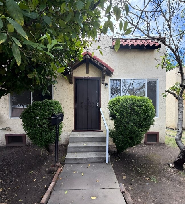 Photo - Luxuriously Renovated Bungalow Style 1 Bed / 1 Bath Apartment ~ Comes with Appliances, Parking, W... Unit 4567 1/2