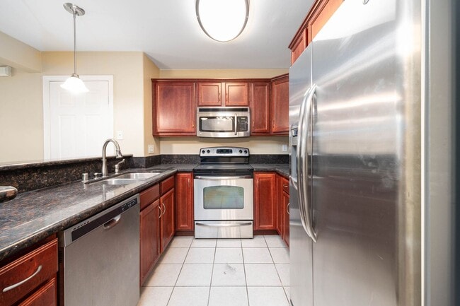 Building Photo - Upgraded Clairemont Condo! Unit 172