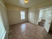 Photo - 1124 W 37th Pl